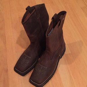 Brand new Danner boots